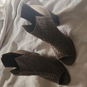 Sugar Brown Heeled Boots